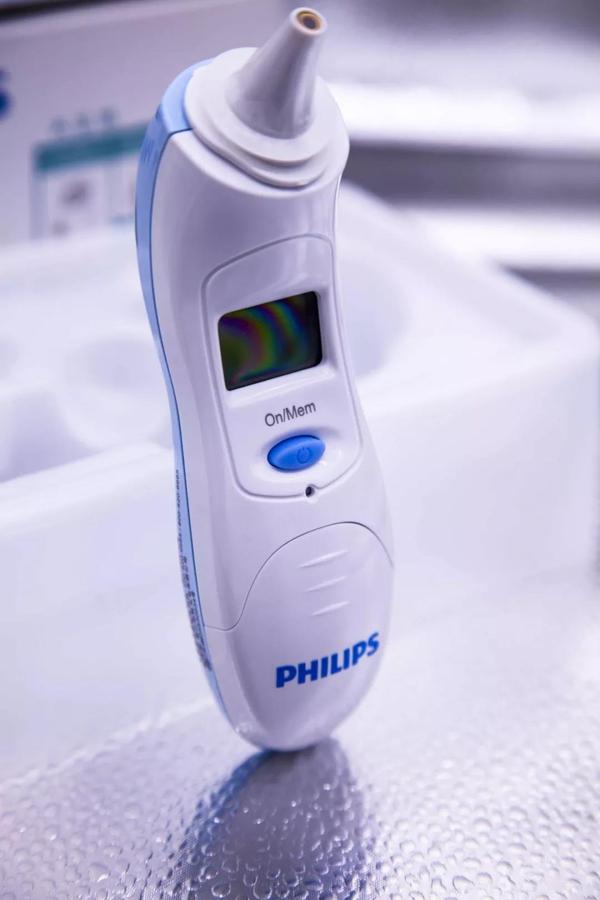 发热不慌张丨红外耳式体温计的正确打开方式